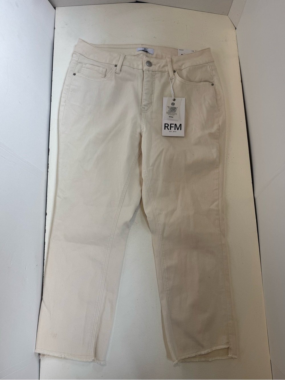 RFM Los Angeles • Plus Dylan Straight Leg Jeans white 16